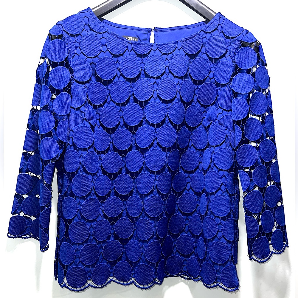 Talbots women’s Royal blue top (blouse) size medium